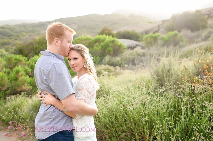 hiking trail engagement session (2)
