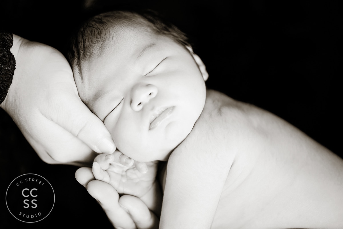 17-fine-art-newborn-photography