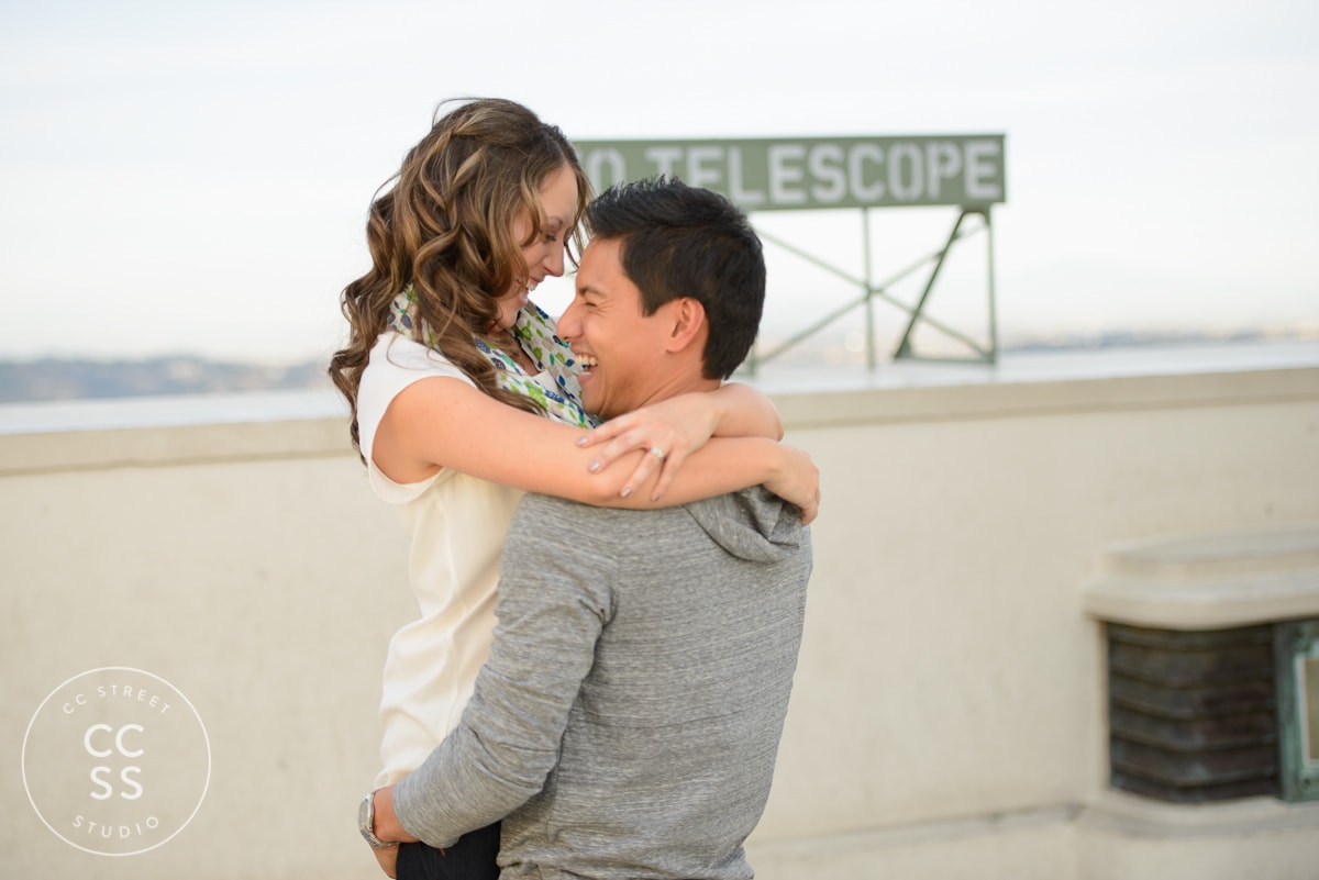 griffith-observatory-engagement-photos-lacma-engagement-session-09