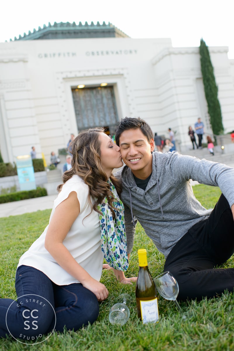 griffith-observatory-engagement-photos-lacma-engagement-session-15