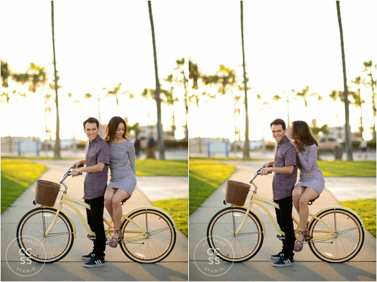 engagement photos with bicycles